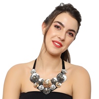 Colliers en crochet pour femmes, bijoux avec styles de pierres, fait à la main, perles de rocaille, multi-couleurs, 1 pièce