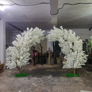Arche de fleurs artificielles de cerisier de haute qualité, blanches et roses, personnalisées, pour décor de toile de fond de mariage - Product Image 3