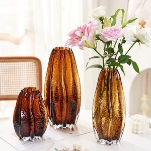 Custom European Modern Large Capacity Clear Glass Bud <strong>Vase</strong> for 2025 Christmas Wedding Party Bulk Decorative Glass &amp; <strong>Crystal</strong> <strong>Vase</strong> - Product Image 3