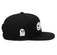 Casquette Hip Hop noire personnalisée avec logo, style streetwear, broderie 3D GHOST en relief, visière plate, casquette snapback