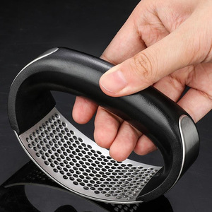 Garlic Press Ring 430 Stainless Steel Manual Garlic Crusher Kitchen <b>Tool</b> Black With No Logo - Product Image 1