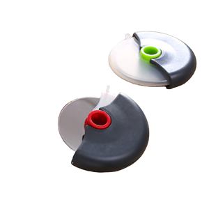 ที่ตัดแป้งพาย/แพนเค้ก/พิซซ่า แบบมือถือ ใบมีดสแตนเลส ทำจากสแตนเลสอย่างดี - Product Image 3