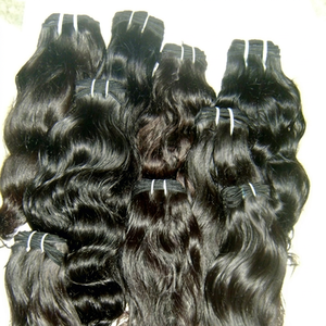 Extensions de cheveux humains Remy indiens bouclés de qualité supérieure - Cheveux indiens authentiques. Machine anti-nœuds à double trame, sans produits chimiques, pour une utilisation sans effort - Product Image 1