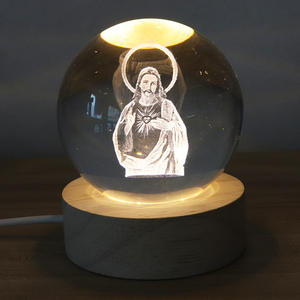 Adorno <span class=keywords><strong>de</strong></span> Escritorio <span class=keywords><strong>de</strong></span> Ángel <span class=keywords><strong>de</strong></span> Cristal <span class=keywords><strong>de</strong></span> Dibujos Animados al por Mayor, Bola Creativa <span class=keywords><strong>de</strong></span> Comercio Exterior 2026, Luz Nocturna 3D Tallada Brillante - Product Image 1