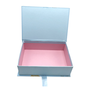 ชุดของขวัญเสื้อผ้าอาบน้ำเด็กแรกเกิด,กำหนดเองได้เ<span class=keywords><strong>ส</strong></span>ื้อผ้าของขวัญกล่อง<span class=keywords><strong>ส</strong></span>ำหรับชุดทารกกระดาษแข็งหรูหราถุงเท้าคาดผมกล่องบรรจุภัณฑ์เด็ก - Product Image 4