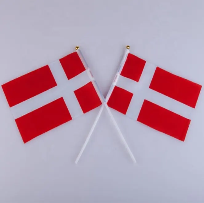 Barato al por mayor nacional al aire libre colgando de 3x5ft Impresión de poliéster Dinamarca banderas