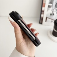 Nouvelle arrivée, étui de protection pour 18 Ultra Fold, antichoc, ultra-fin, anti-traces de doigts, PC + cuir, coque de téléphone portable