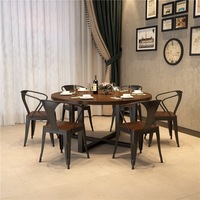 Ensemble de meubles d'hôtel personnalisés, table en bois moderne avec chaise en métal, ensemble de salle à manger