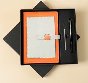 Agenda/Planificador Personalizada con Logotipo, Tapa Dura de Cuero Sintético <span class=keywords><strong>PU</strong></span>, con Bolsillo de <span class=keywords><strong>PU</strong></span> en la Cubierta y Cierre de Hebilla de Cuero - Product Image 1