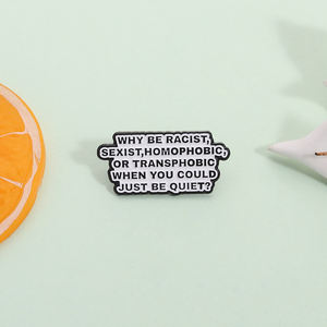 Pin de Esmalte con la Bandera del Orgullo LGBT, Broche, Insignia de Solapa, Joyería, Regalo, ¿Por Qué Ser Racista, Sexista, Homofóbica, Transfóbica? - Product Image 2