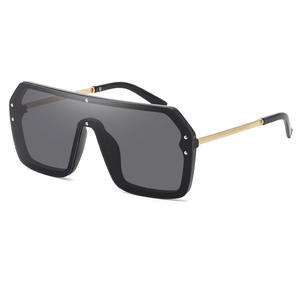 Lunettes de soleil sport personnalisées pour femmes et hommes, verres polarisés UV400, monture noire, style Instagram, lunettes de cyclisme d'extérieur - Product Image 4