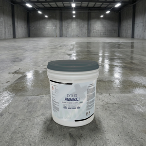 Recubrimiento de suelo a base de agua, resistente al polvo, sellador endurecedor, película protectora estable antipolvo para tratamiento de superficies de hormigón. - Product Image 1