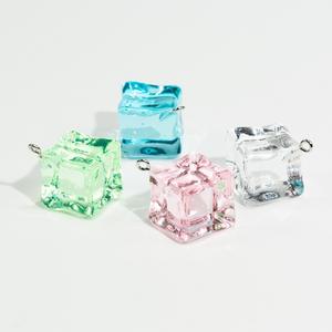 دلايات راتنج مكعبات ثلج شفافة من WOWEI ، دلايات ثلاثية الأبعاد على الجليد الهندسي للأزياء والمجوهرات ، سلسلة مفاتيح عائمة - Product Image 3