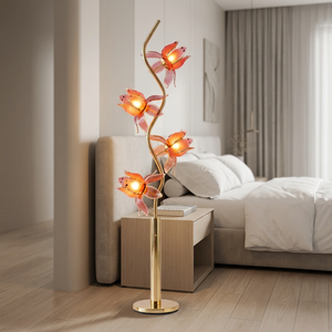 Lampe sur pied en forme de fleur dorée en S, lampe sur pied décorative à 4 têtes, lumière d'ambiance sur pied avec base en laiton pour salon, chambre à coucher, maison D - Product Image 1