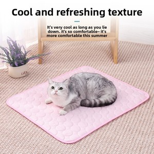 <span class=keywords><strong>Tapis</strong></span> rafraîchissant en soie glacée lavable et respirant <span class=keywords><strong>pour</strong></span> l'été, <span class=keywords><strong>pour</strong></span> chiens et chats de petite, moyenne et grande taille, vente en gros, usine, <span class=keywords><strong>tapis</strong></span> rafraîchissant <span class=keywords><strong>pour</strong></span> animaux de compagnie, lits <span class=keywords><strong>pour</strong></span> chiens - Product Image 1
