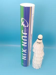 OEM/ODM JUNXIN A016 Hoge Prestatie Cigu Eendenveren Badminton Shuttlecocks voor Professionele Training - Product Image 3