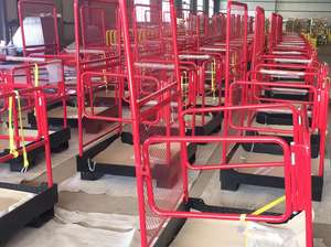 פלטפורמת עבודה מפלדה כבדה; מלגזה תעשייתית חדשה עם כניסה כפולה ותא בטיחות להרמה, חזקה ועמידה - Product Image 4