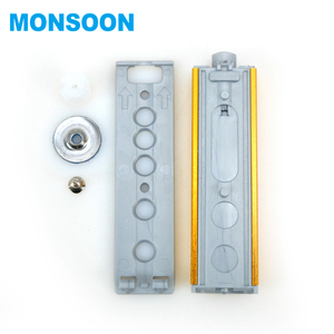 MONSOON Ferme-<span class=keywords><strong>porte</strong></span> à poussoir latéral en plastique de haute qualité pour cuisine, avec amortisseur et système de verrouillage robuste - Product Image 2
