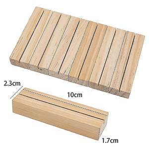 Présentoirs modernes en bois de hêtre pour cartes de nom, idéaux pour mariages, anniversaires et décoration intérieure - Product Image 4