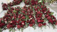 Décoration de fond de scène d'événement, boule de fleurs artificielles vertes et bordeaux, centre de table de mariage, arrangement floral