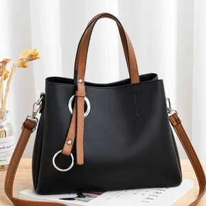 <span class=keywords><strong>Sac</strong></span> à bandoulière <span class=keywords><strong>pour</strong></span> <span class=keywords><strong>femme</strong></span> le plus vendu - <span class=keywords><strong>Sac</strong></span> à main en cuir PU avec plusieurs options de port, adapté à un usage quotidien et aux voyages - Product Image 5