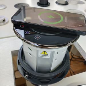 Nouveau Design IP65 3 gang 13A ROYAUME-UNI prise <span class=keywords><strong>de</strong></span> courant USB-C wifi maison intelligente bureau motorisé chargement sans fil prise <span class=keywords><strong>de</strong></span> tour avec LA lumière MENÉE - Product Image 4