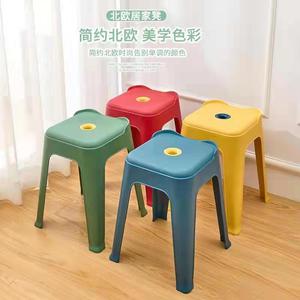 Tabouret en plastique de 18 pouces, haut rectangulaire, à usages multiples, couleur brillante, pour service de maison, salon - Product Image 3