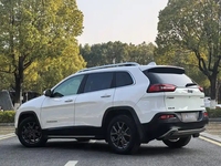 Personalización Interior para Autos Usados Jeep Cherokee y Jeep Liberty 2020, 2021, 2022, SUV Ligero