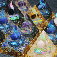 Pyramide d'orgone en cristal faite à la main, source d'énergie positive pour la méditation, le soulagement du stress, l'attraction de la prospérité - Générateur d'énergie d'orgonite