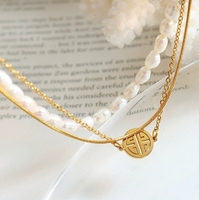Bracelet en acier inoxydable RFJEWEL avec perles d'eau douce, chaîne serpent superposée plaquée or avec porte-bonheur, bijoux durables pour un usage quotidien