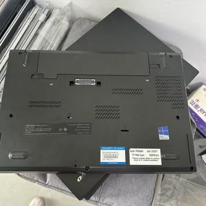 Pour Le-novo <span class=keywords><strong>T440s</strong></span> <span class=keywords><strong>Thinkpad</strong></span> Commercial Notebook 14 pouces I5-4th avec 8GB Ram 256GB SSD utilisé ordinateur portable professionnel prix bon marché - Product Image 4