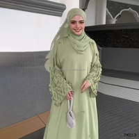 Habib Robe Abaya Deux Pièces Simple et Pudique Ensemble de Vêtements Islamiques avec Manches Fleuries – Vente en Gros