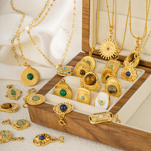 Nuevo Colgante de Acero Inoxidable con Cruz y Trébol de la Suerte, Chapado en Oro de 18K, Bonito y Resistente a la Decoloración, para Collar de Mujer, DIY y Fiestas - Product Image 4