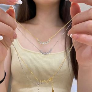 Collier pendentif en forme de U en argent S925 plaqué or rhodium 18 carats avec diamant 5A en zircone, design minimaliste Dylam pour femmes - Product Image 4