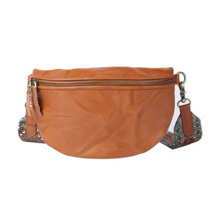 Vegetable <b>Tanned</b> Leather Saddle Bag <b>Brown</b> Bohemian Style Chest Bag Single Strap Zipper Closure All Seasons Women's Crossbody Bag - Product Image 5
