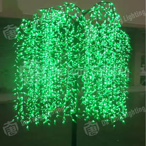 Luz decorativa LED para árbol de festival con colores RGBW, IP65 a prueba de agua, para decoraciones navideñas y de temporada en exteriores. - Product Image 4