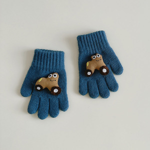Vente en gros de gants d'hiver mignons et chauds <span class=keywords><strong>pour</strong></span> enfants gants de doigt en forme de <span class=keywords><strong>voiture</strong></span> en 3D tricotant des sports quotidiens <span class=keywords><strong>pour</strong></span> le cyclisme et le ski - Product Image 6