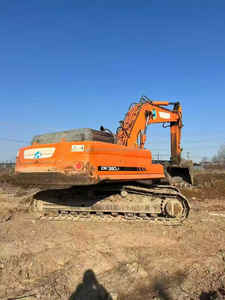 Excavadora de cadenas Doosan DX380LC-9C usada, 38 toneladas, modelo 2022, bomba PLC, motor, barata en venta - Product Image 5