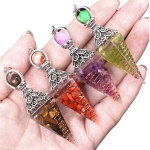 Pendule en résine de cuivre antique avec cristal naturel, pendule hexagonal en résine, pendentif chakra en cristal de cuivre, vente en gros - Product Image 4