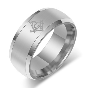 Anillo Masónico de Titanio con Logotipo Láser de 8mm, Joyería para Hombre, Regalo en Azul, Negro y Dorado - Product Image 4
