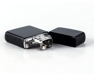 <span class=keywords><strong>Accendino</strong></span> a <span class=keywords><strong>Benzina</strong></span> Ricaricabile in Metallo Nero con Fiammifero in Seta, Vendita Diretta dalla Fabbrica 2025, Economico e Popolare, con Custodia - Product Image 5