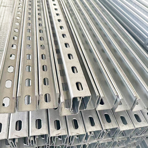 Venda Direta Da Fábrica Estrutura <span class=keywords><strong>Solar</strong></span> U Channel Aço Fotovoltaica Suporte Zinco-alumínio-magnésio Aço em forma de U - Product Image 1