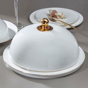 Plat de service rond en porcelaine <span class=keywords><strong>blanche</strong></span> de style français YAYU de haute qualité avec couvercle pour banquet, plat de présentation en porcelaine fine - Product Image 3