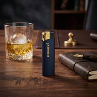 Briquet à cigare noir et or avec tête métallique pour cigares et accessoires de fumage