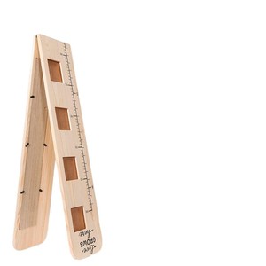 Tabla de crecimiento de madera maciza con marco, regla de medición y marcador de distancia para seguimiento de altura de niños, color natural, forma rectangular - Product Image 5