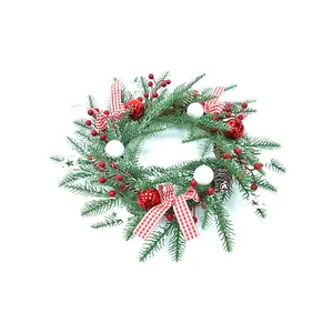 Precio de fábrica Pvc decoración interior realista Artificial pino rojo cono Navidad guirnalda Floral verde Navidad coronas