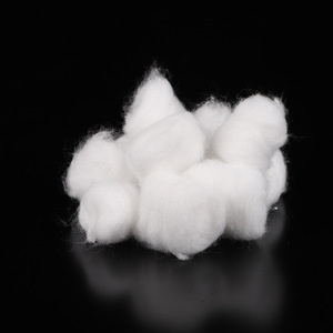 Bolas de Algodón Absorbentes Blancas de 1 Capa para Uso en Belleza y Cosmética - Product Image 2