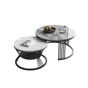 Set di Tavolini Moderni Rotondi con Piano in Marmo Nero e Struttura in Metallo Dorato, Arredamento di Lusso per Soggiorno - Product Image 5
