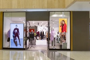 Hushida หน้าจอคู่แขวนเพดานหน้าจอสว่าง700nits หน้าต่างร้านค้าหน้าจอโฆษณา <span class=keywords><strong>OLED</strong></span> โปร่งใส - Product Image 6