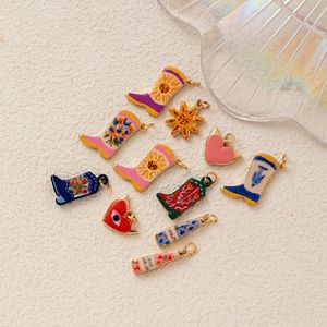 Desierto Occidental Pintado |   Colgantes de Latón Chapados en Oro de 18K para la Creación de Joyería DIY |   Dijes de Corazón, Sol, Poción del Amor y Bota Vaquera - Product Image 2